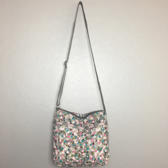 Lesportsac Handbags - 💋SOLD💋 lesportsac Crossbody Bag Floral Pink Grey